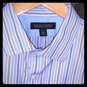 Banana Republic men’s dress shirt.